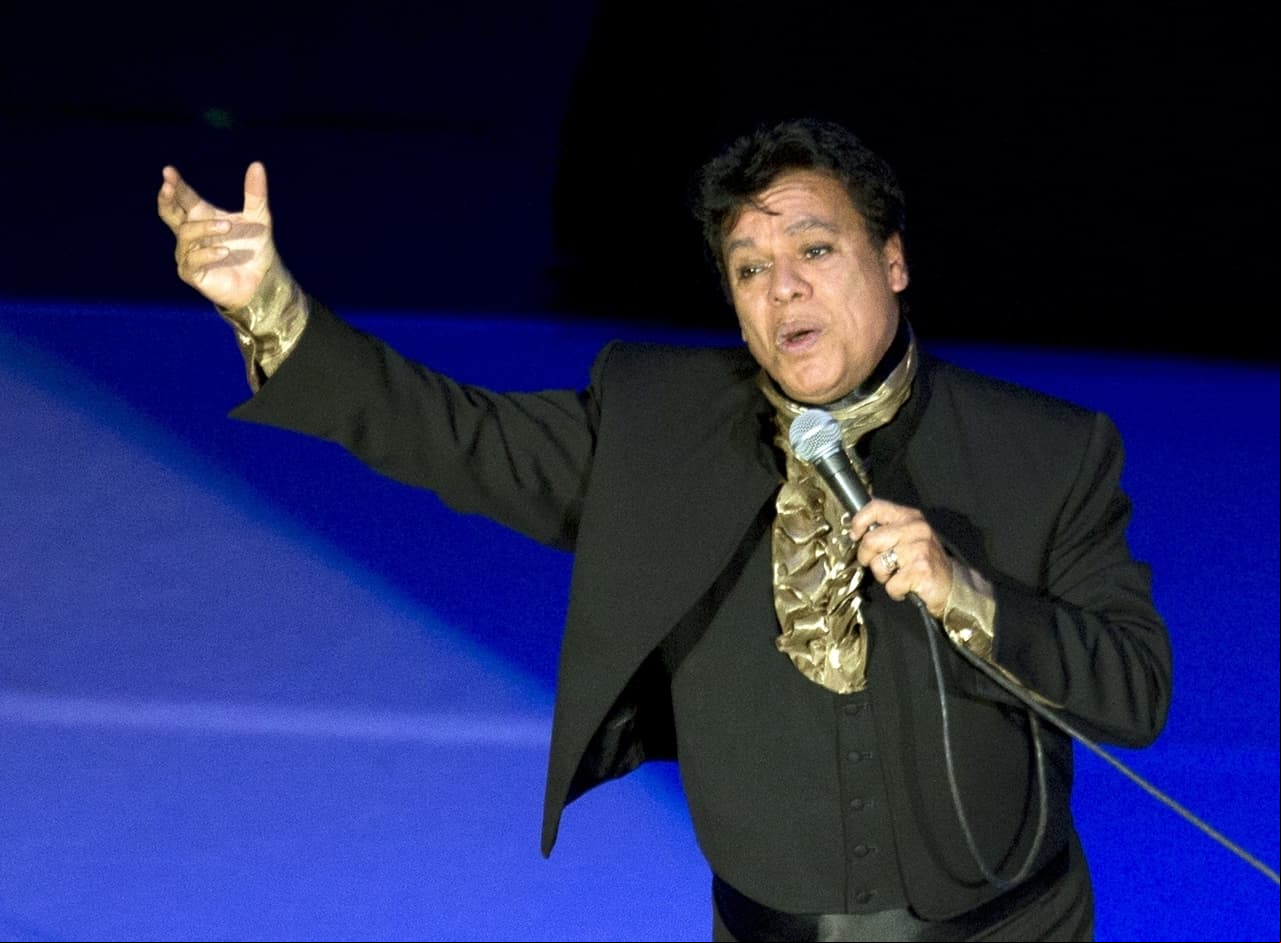Hijo mayor de Juan Gabriel es declarado heredero universal; demandará a Joaquín Muñoz