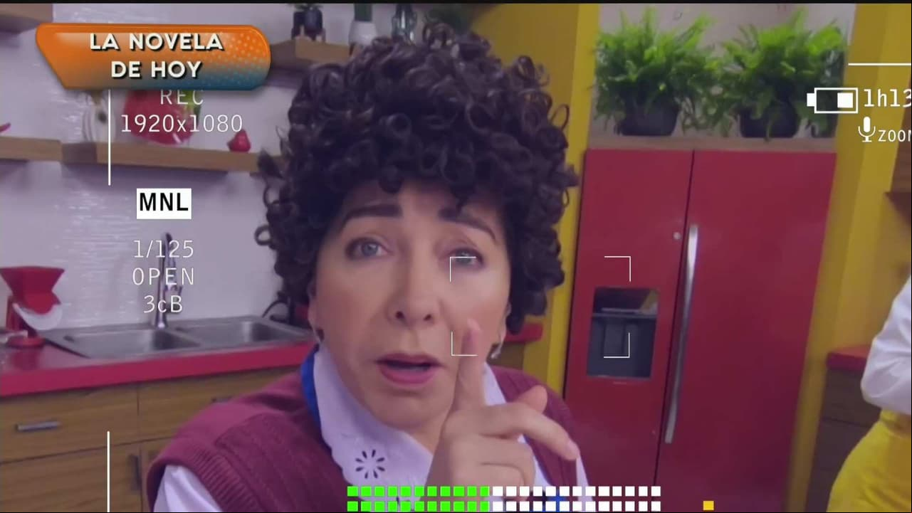 La novela de hoy: Agarraron a "Doña Lucha" con las "manos en la masa" y la tostada en la boca