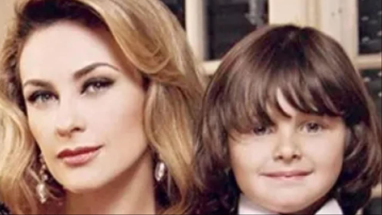 Resurge video del hijo de Aracely Arámbula cantando y enternece las redes