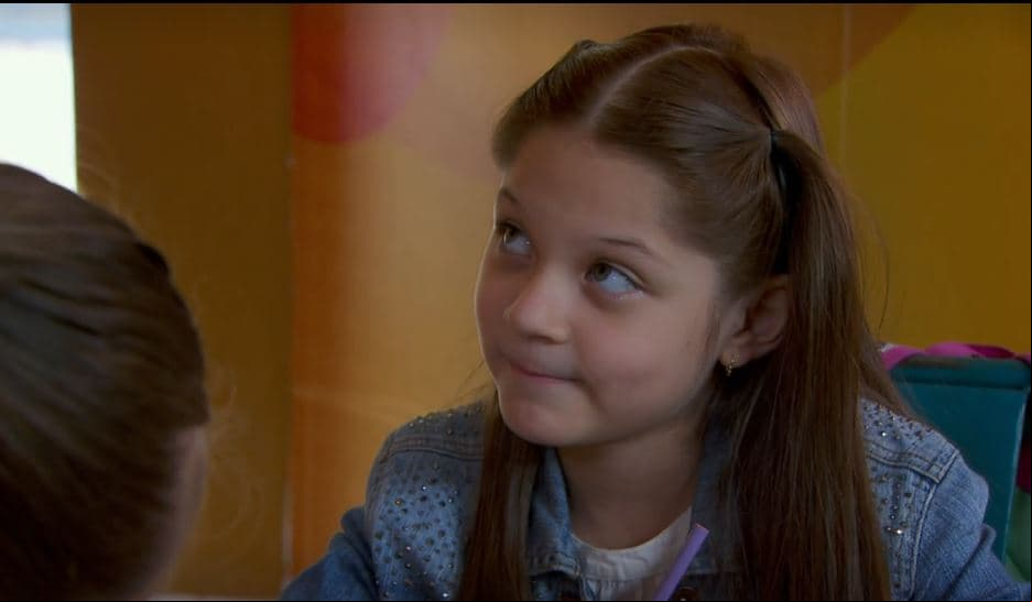 Camila Rivas debutó en 'Como dice el dicho', haciendo episodios como: 'El pez por la boca muere', 'La envidia, dice el autor, es martillo destructor', 'Por la muestra se conoce el paño' y 'Mucha flor en primavera, buen otoño nos espera'.