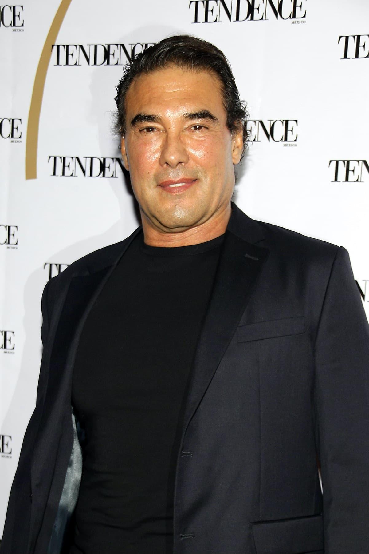 Eduardo Yáñez regresará a la actuación con personaje transexual