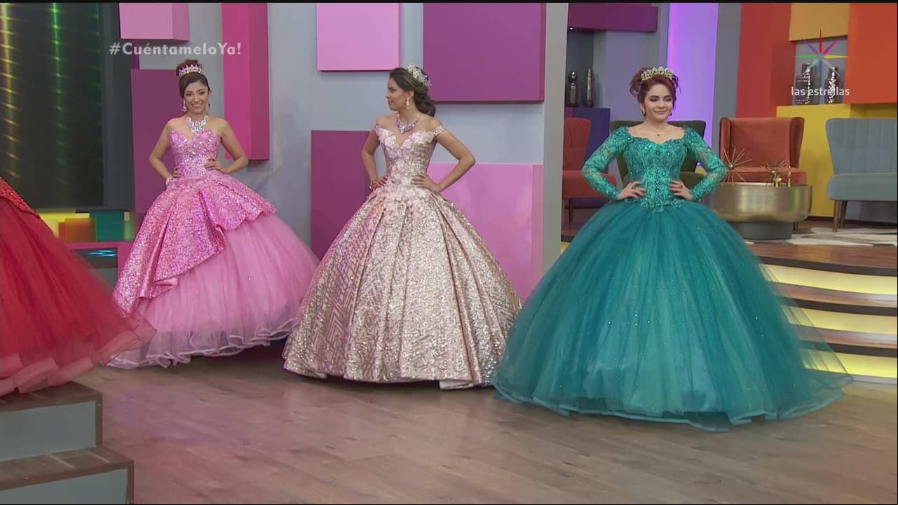 MODA: Pasarela de quinceañeras
