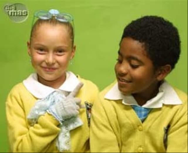 De esta telenovela surgieron varios niños actores como Daniela Aedo, Valentina Cuenca, Nicole Durazo, Danna Paola, Natalia Juárez y Christian Stanley, quien es recordado por su papel de 'Ángel Bueno'.