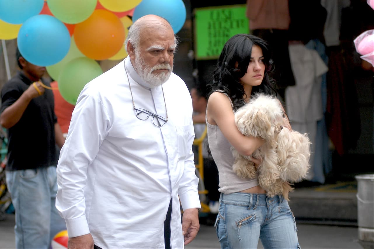 Miguel Córcega falleció el 28 de septiembre del 2008, a sus 78 años de edad, durante las grabaciones de la telenovela 'Cuidado con el ángel', donde compartía créditos con Maite Perroni. El actor sufrió de un paro cardíaco y una embolia cerebral.