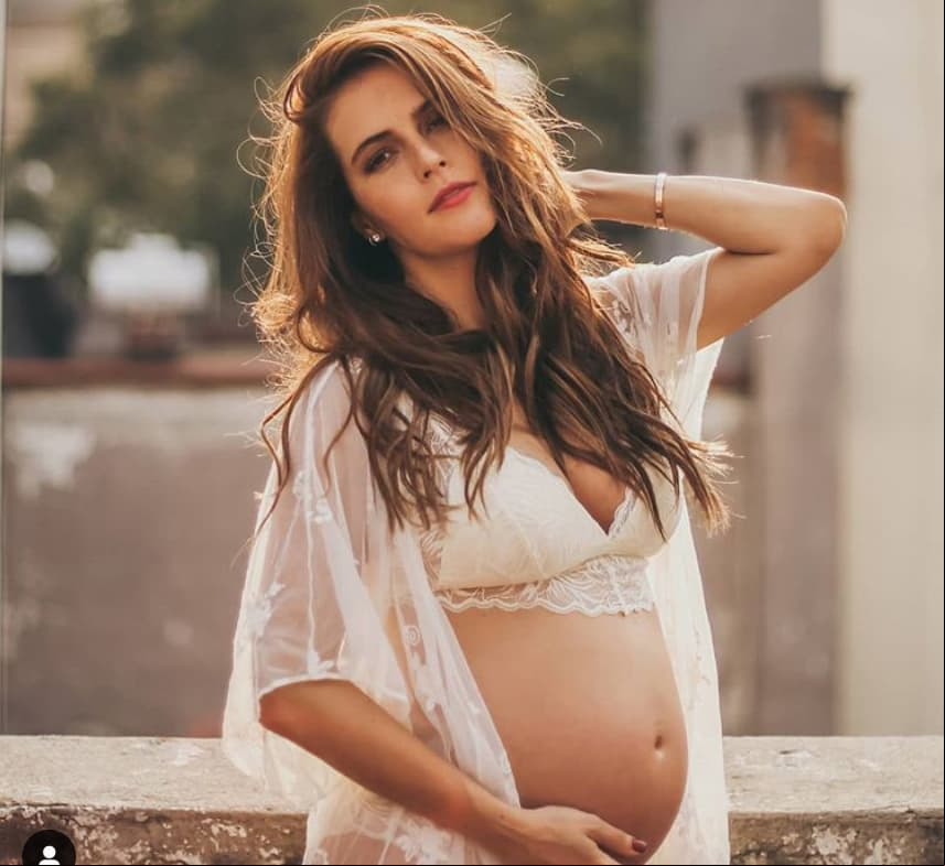 "Bienvenida, Kira": Claudia Álvarez muestra por primera vez el rostro de su hija