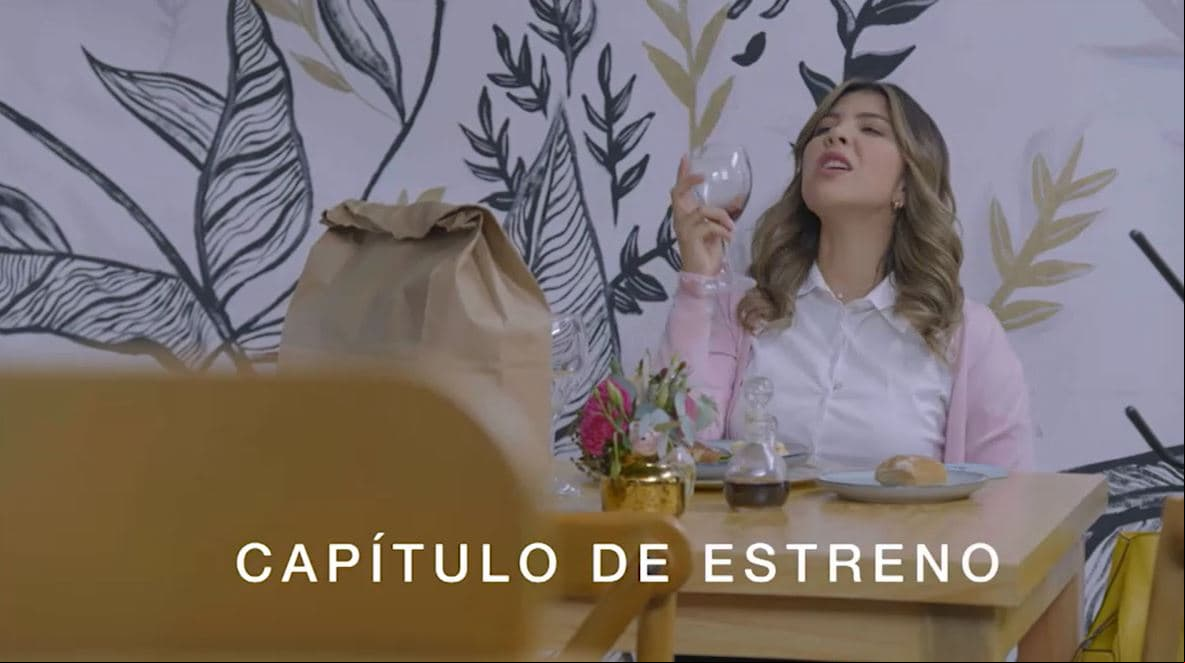 Imagen de promoción del capítulo 'Lady Cucaracha' de 'La Rosa de Guadalupe'