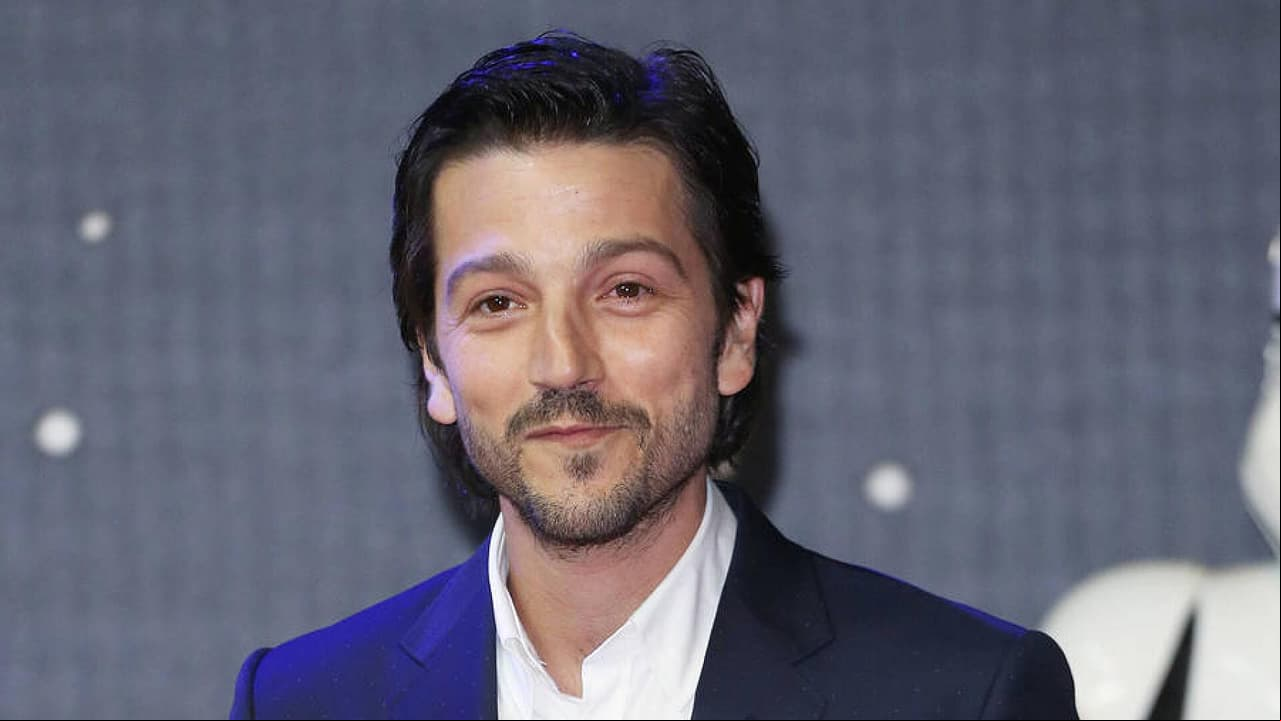Diego Luna: De la TV al cine, esta es su exitosa carrera