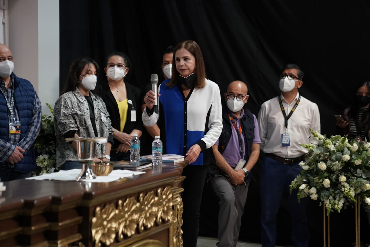 Rosy Ocampo y el equipo de producción pasaron al frente a dar unas palabras de agradecimiento por esta historia.