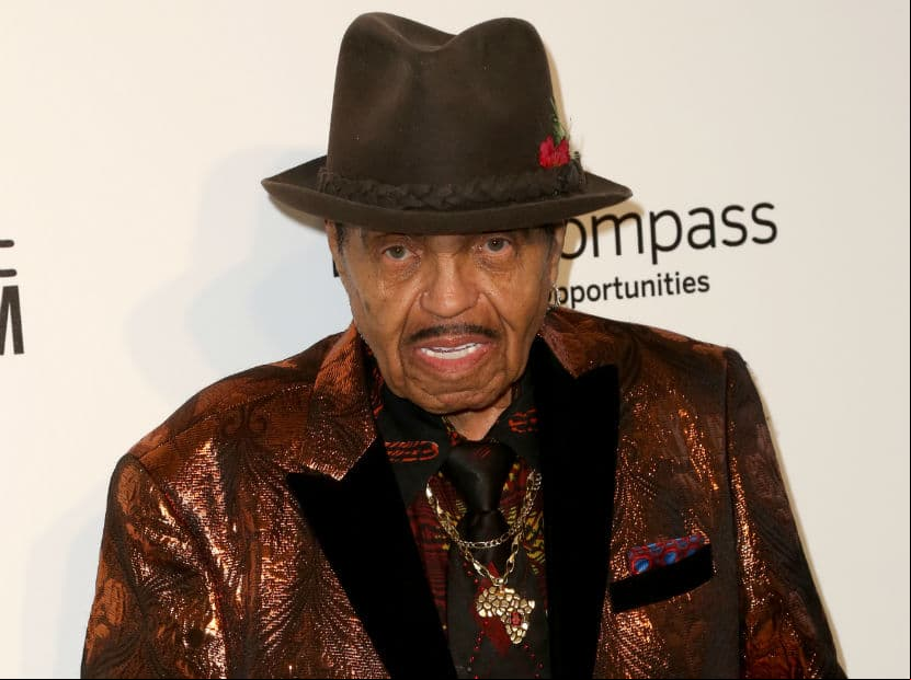 Papá de Michael Jackson padece cáncer en fase terminal