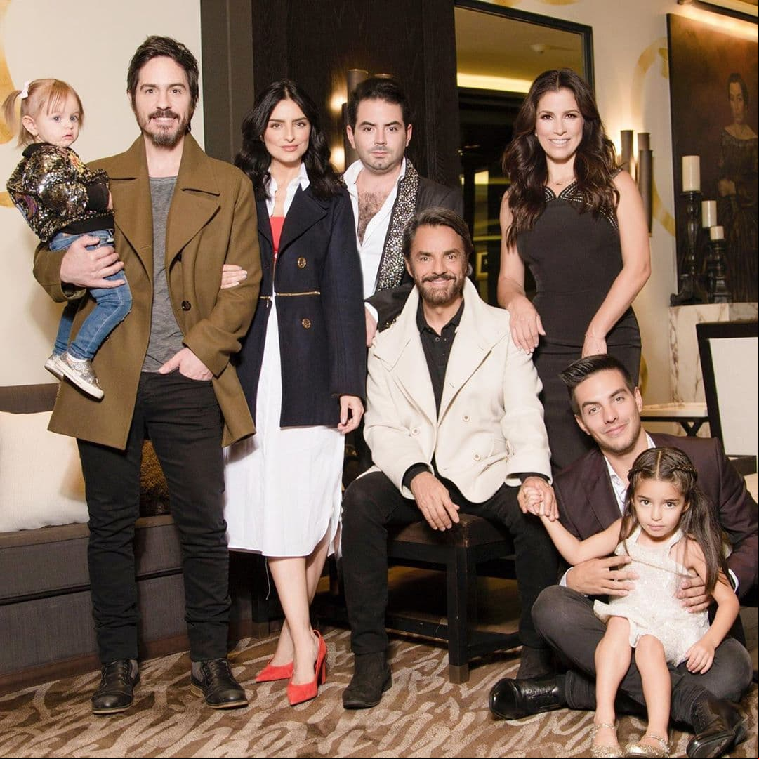 La familia Derbez seguirá conquistando el cine y la televisión con su carisma, talento y buen humor.