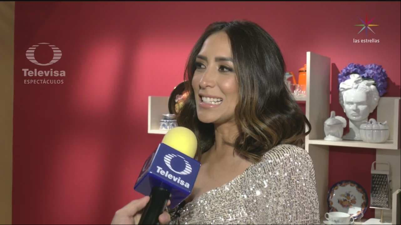 “Barría cabellos en una estética”: Cynthia Urías recuerda su vida antes de la fama al convertirse en estilista