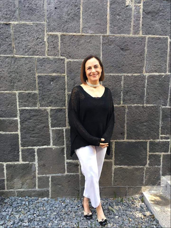 Diana Bracho ha actuado en más de 40 películas , 25 telenovelas y 10 obras teatrales
