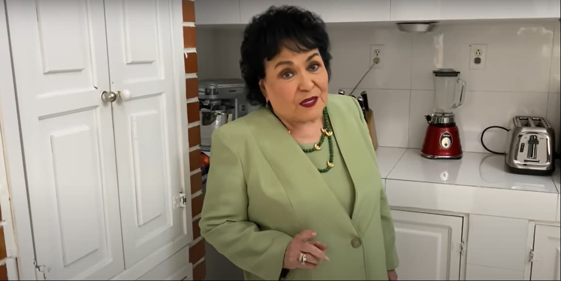 Carmen Salinas es de las estrellas del medio del espectáculo más queridas por sus más de 60 años de trayectoria en la que ha destacado por su talento y sencillez, mismos que presume también en sus redes sociales, donde a principios de año dio un recorrido por algunos rincones de su casa. Mira cómo lucen.