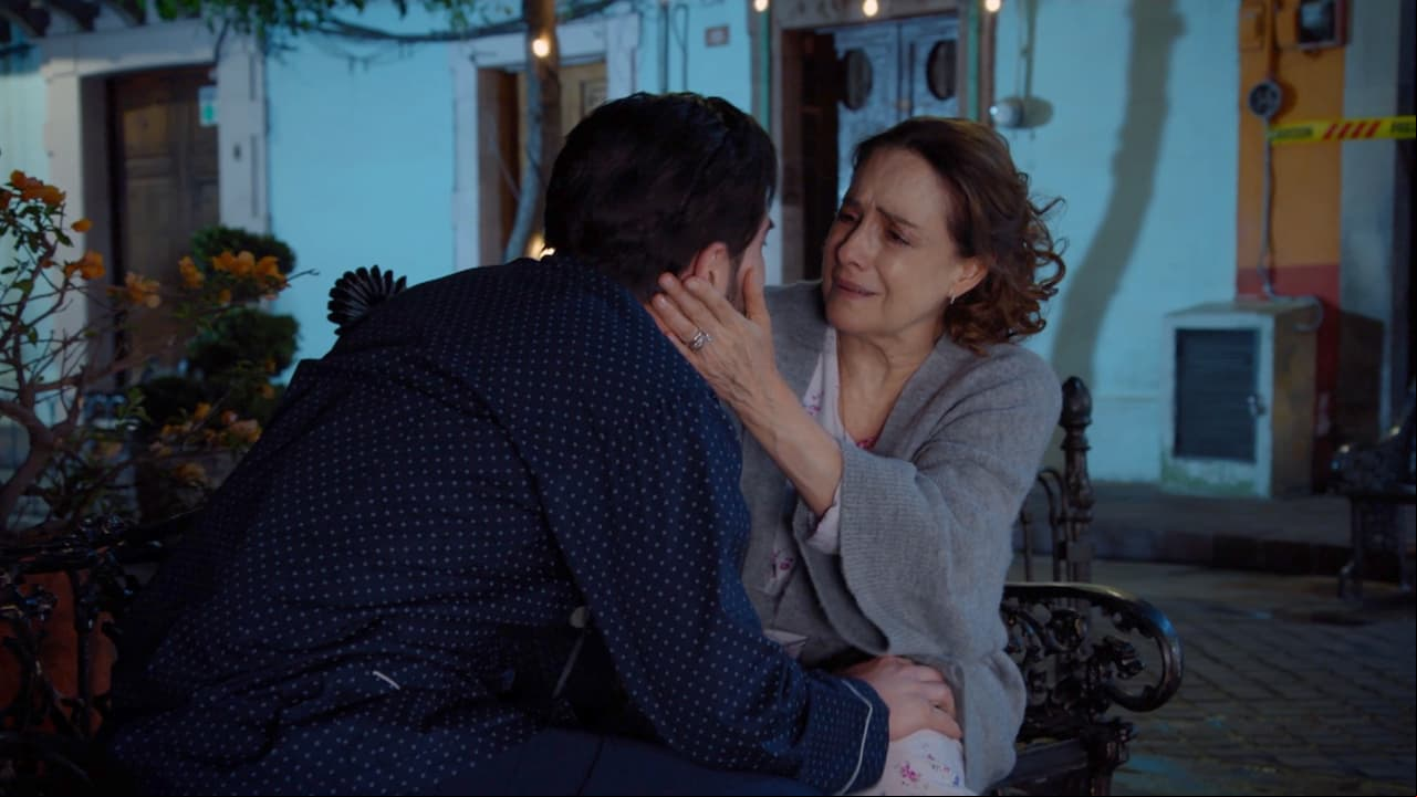 "Debí decirte miles de veces que te amaba, que te necesito".