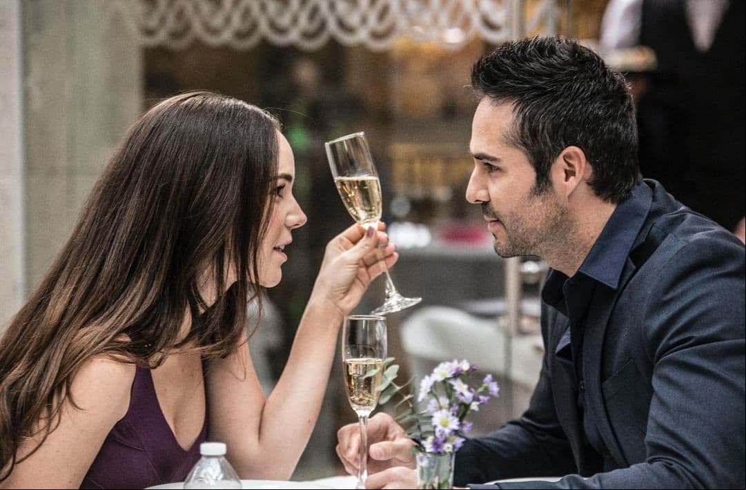 Camila Sodi destacó en 2019 al protagonizar el tercer proyecto de Fábrica de Sueños con ‘Rubí’, que se estrenó con éxito en Estados Unidos y que espera su estreno en México próximamente.