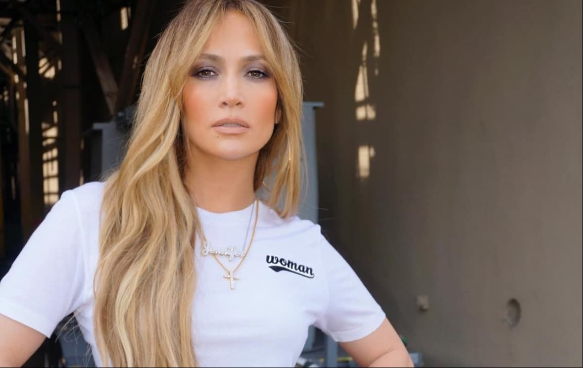 Jennifer Lopez revela que también fue acosada sexualmente