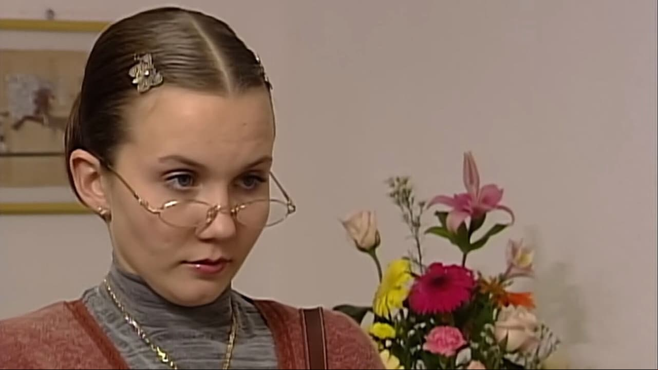 Lucía se transforma en Adriana e impacta con su belleza