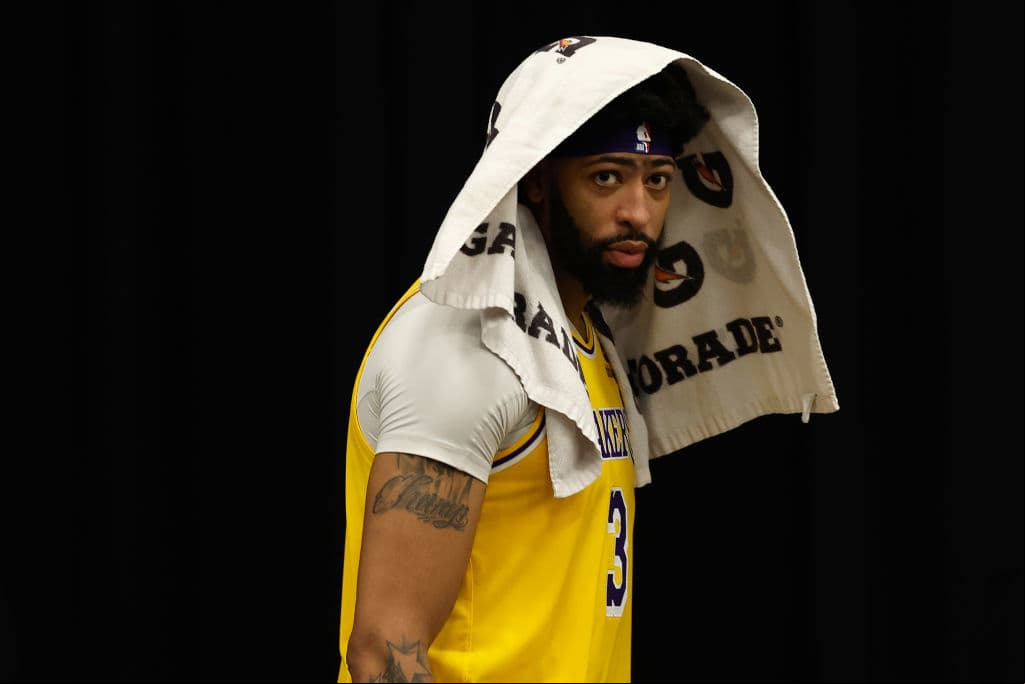 Los Lakers, oficialmente, quedan fuera de los "playoffs" de la NBA