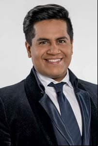 Luis Adrián