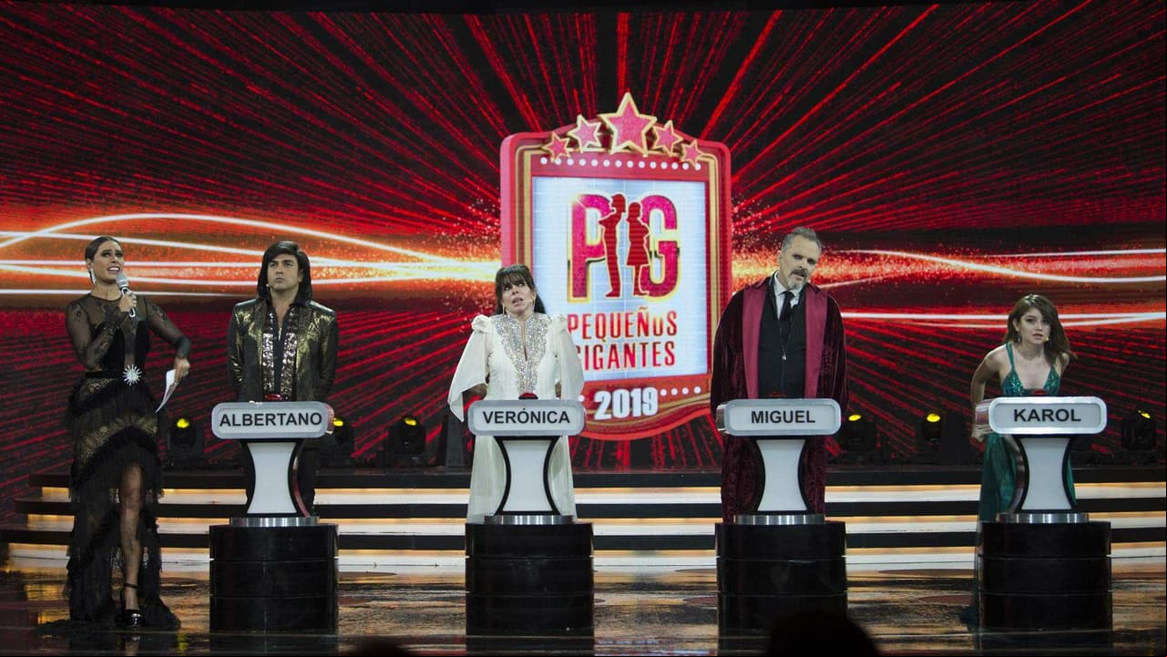 Los jueces se divierten enfrentándose en la botonera de preguntas