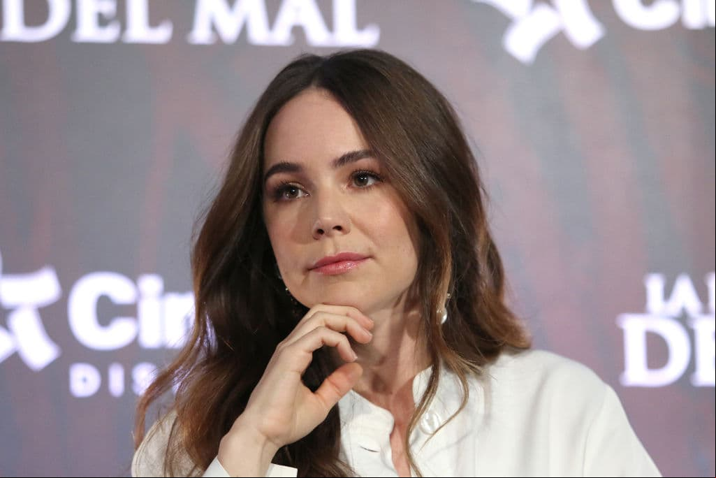 Tras la propagación del COVID-19, Camila Sodi informó el 26 de marzo de 2020 que tanto ella como su hija Fiona dieron positivo a la prueba de coronavirus, por lo que permanecieron en aislamiento voluntario hasta que se recuperaron en su totalidad.