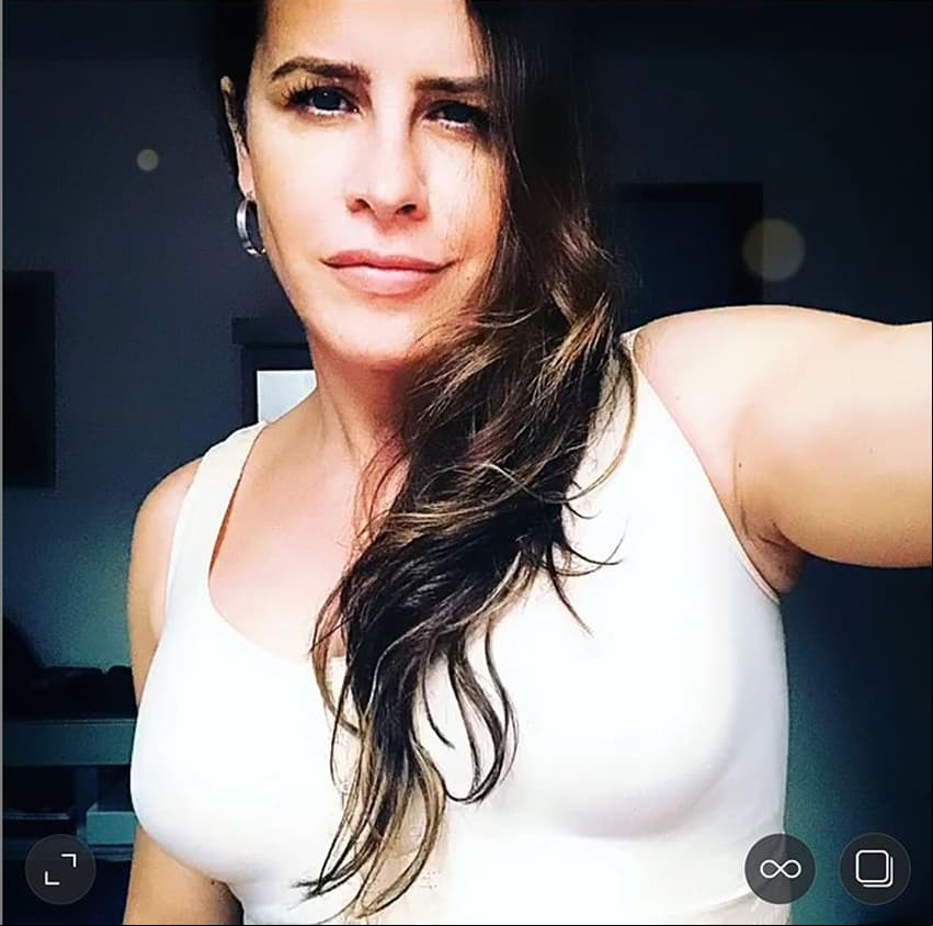Karla Sofía Gascón comparte el resultado final de su cirugía plástica