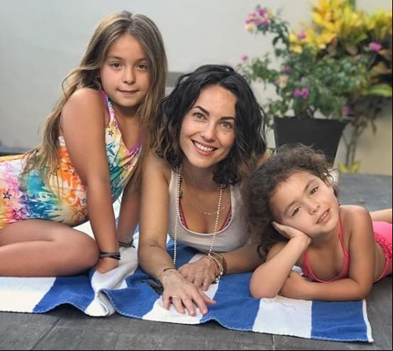 Madres e hijos del espectáculo que son idénticos. ¡Conócelos!