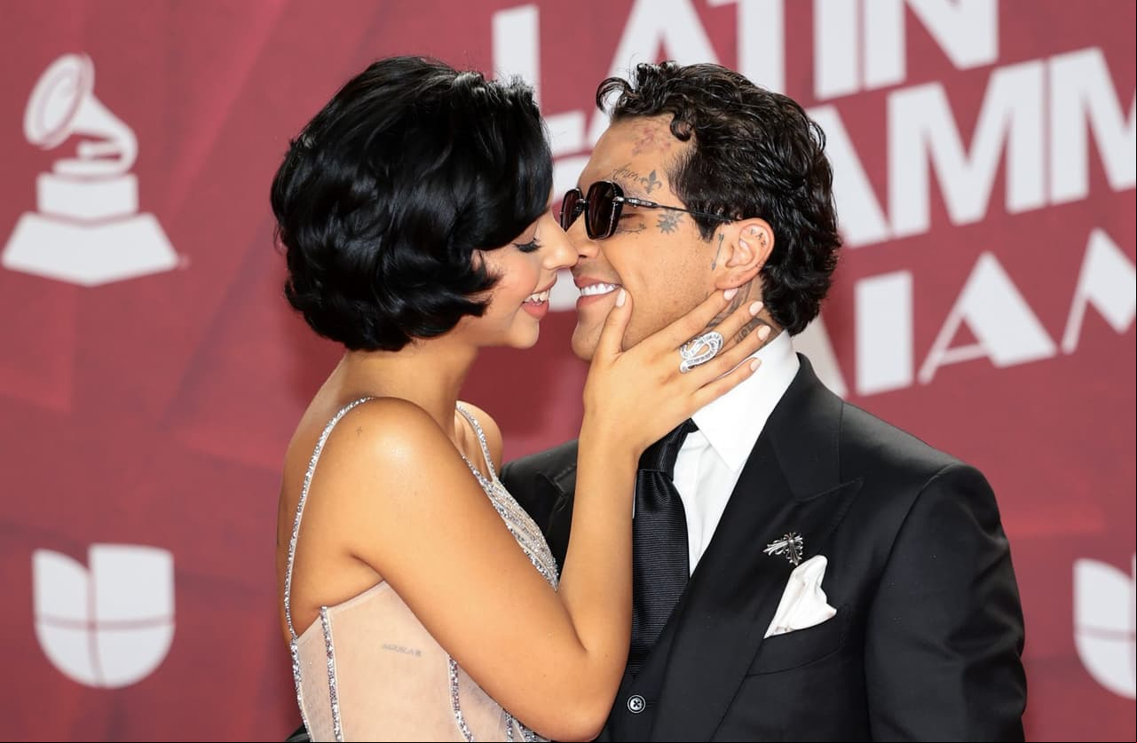 Christian Nodal y Ángela Aguilar ya planean el festejo de su primer aniversario de bodas ¡y será fuera del país!