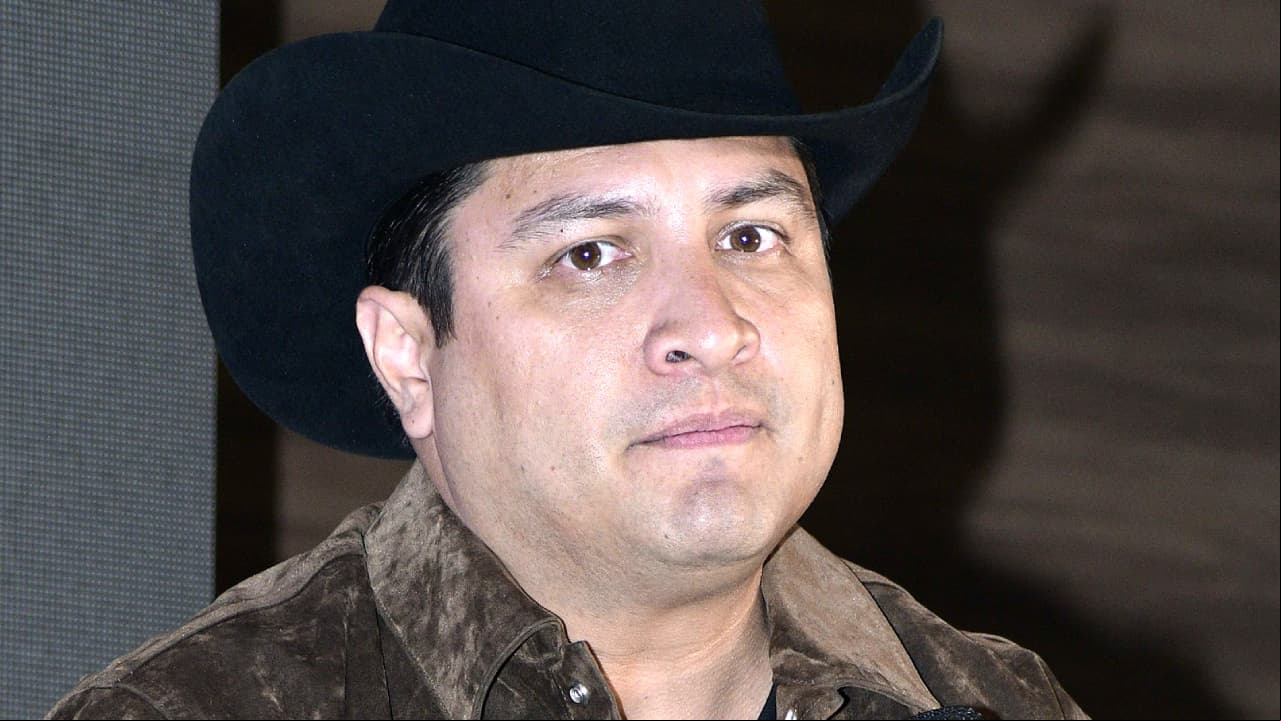 Julión Álvarez en medio de enfrentamiento armado, ¿sufrió un atentado?