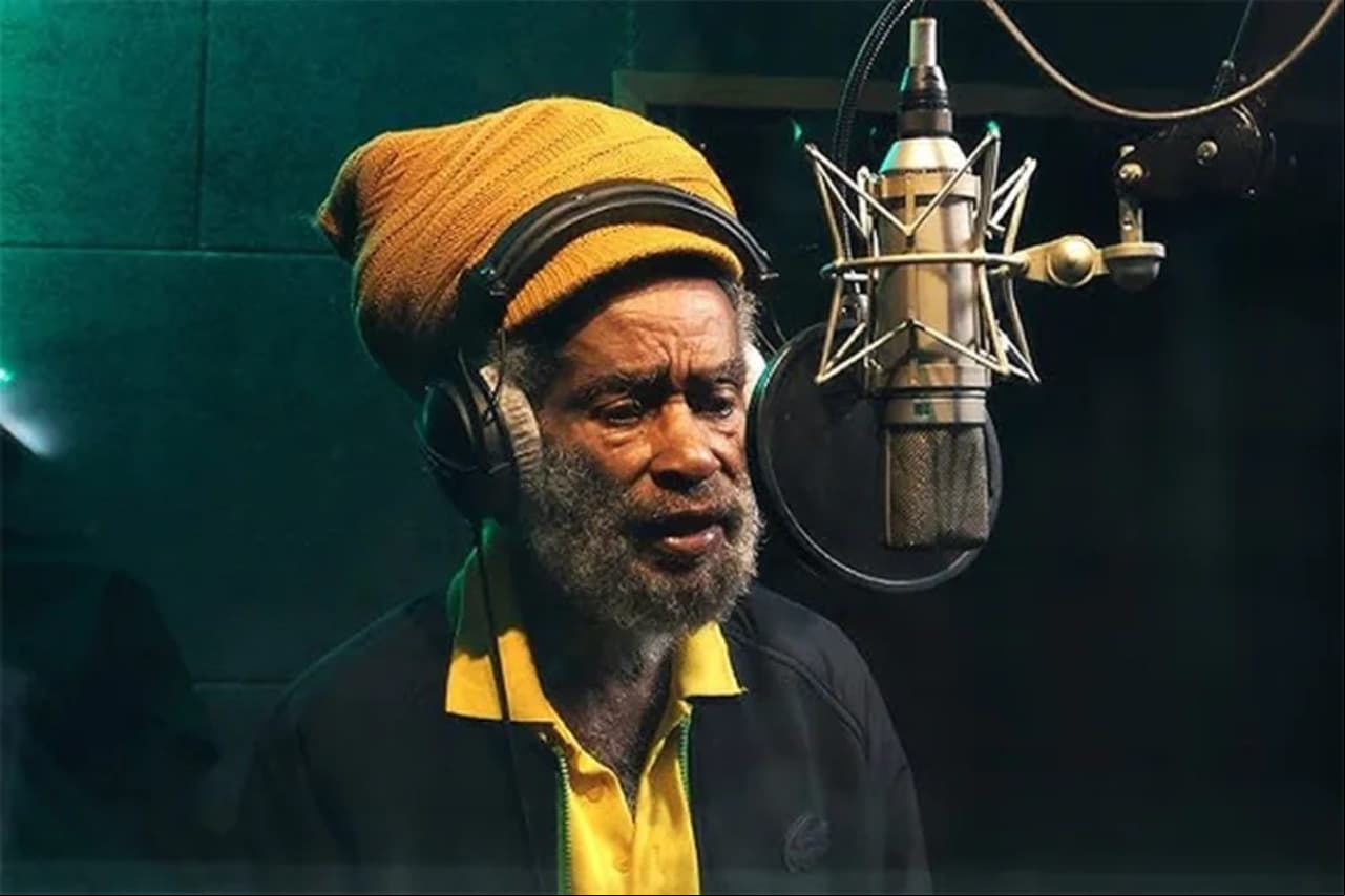 Max Romeo, músico jamaiquino de reggae.