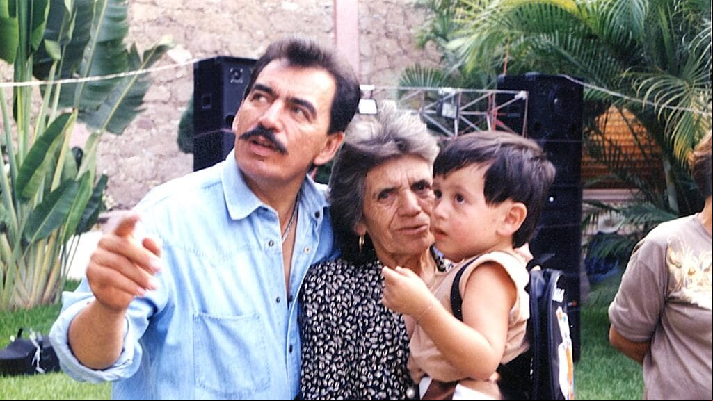 Joan Sebastian con su hijo Julián Figueroa