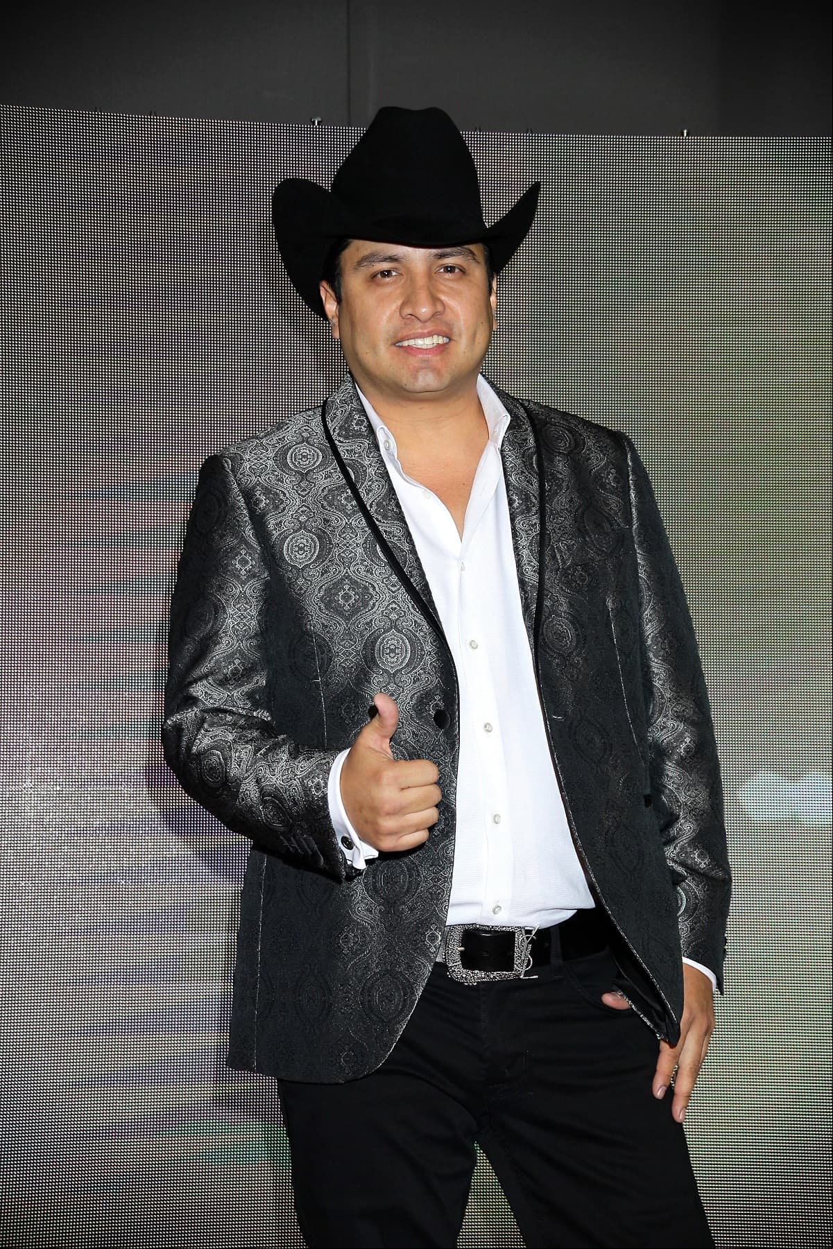 Se registra riña en concierto que Julión Álvarez ofreció en Durango