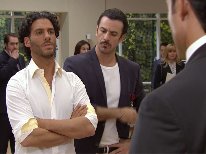 Una vez a su llegada, Rogelio Rivadeneira no le cayó nada bien el enterarse que Jesús trabajaría en su empresa, ¡Ahora tiene un conflicto interno con él!
