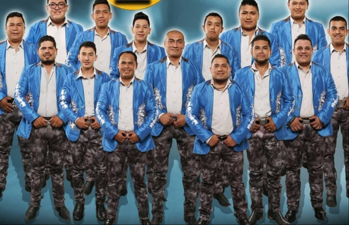 Mueren 6 integrantes de Banda La Trilladora en accidente