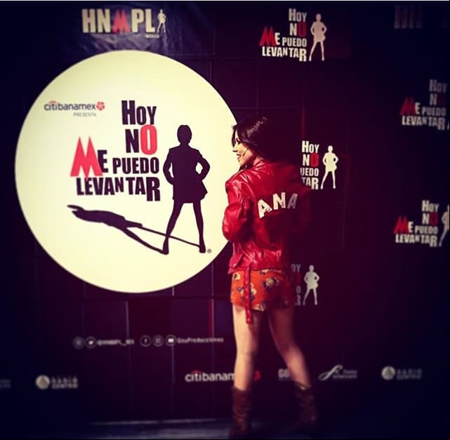 Precisamente, sería en la obra musical 'Hoy no me puedo levantar', en 2017, donde Vale mezclaría sus habilidades actorales y vocales. "(...)Una obra que sin duda cambió mi vida y mi forma de ver el teatro", comentó la actriz en el pie de foto de la imagen, en su cuenta de Instagram.