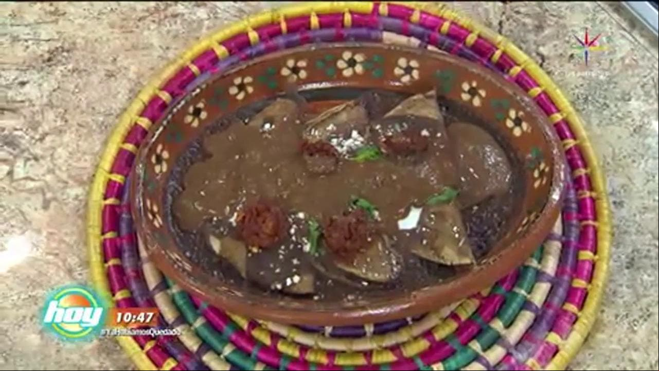 Cocina Enfrijoladas con chorizo y queso a