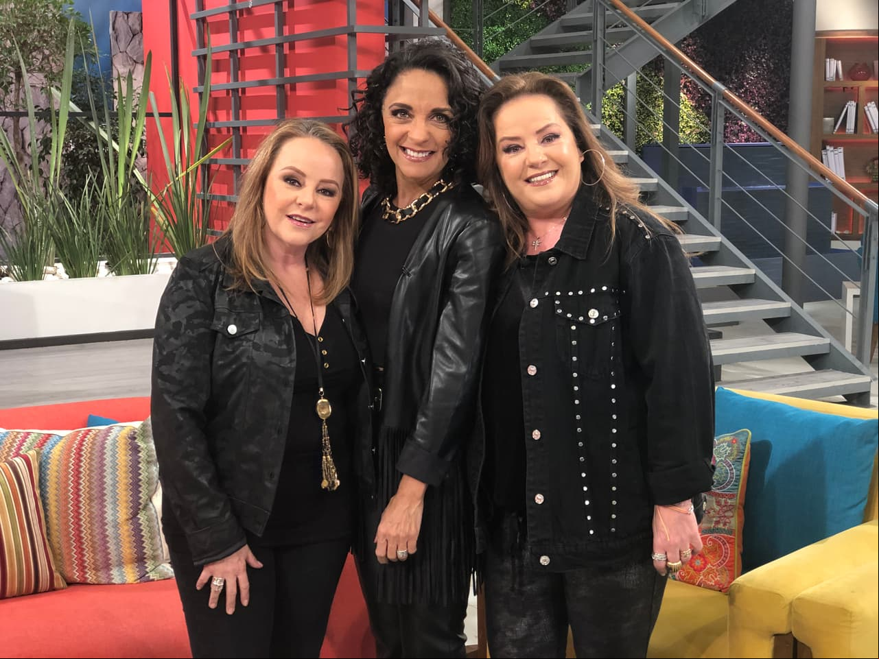 Isabel, Fernanda y Mayte. Pandora regresa con nuevo disco y tiene colaboraciones con Joss Favela.