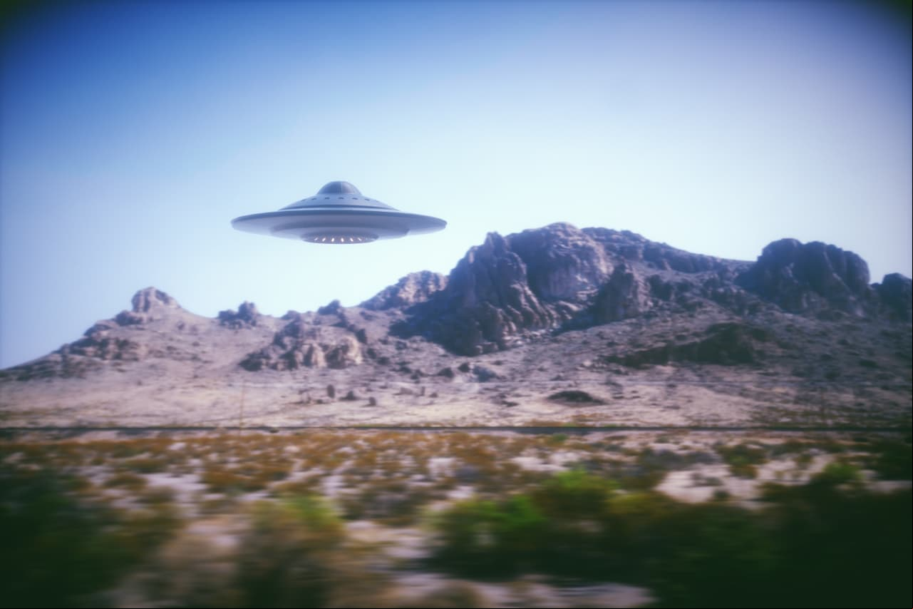 ¿Hoy llegan los extraterrestres? Esta teoría está causando paranoia