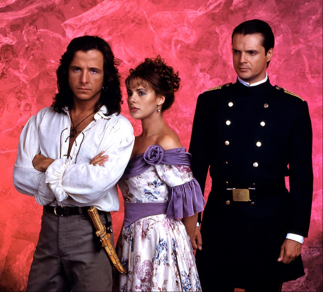 5 excelentes novelas que han contado con la genialidad musical de Manuel Mijares