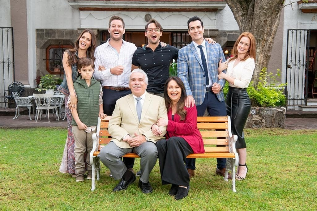 ‘Álvaro Falcón’ es el primogénito de ‘Bárbara’ (Daniela Romo) y ‘Joaquín’ (José Elías Moreno).