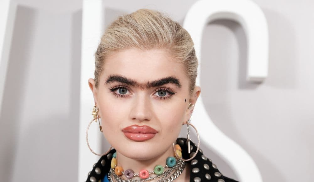 Sophia Hadjipanteli modelo que se deja la ceja