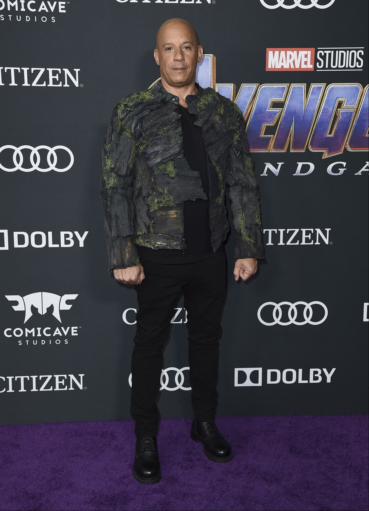 Vin Diesel sorprendió a sus fans con una chaqueta inspirada en 'Groot', personaje al que presta su voz en esta cinta.