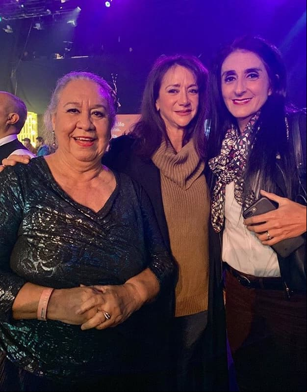 De igual manera, la actriz mantiene relación con quien diera vida a 'Excelsa', la actriz Bárbara Torres, con quien se reencontró en una fiesta privada, en 2019.