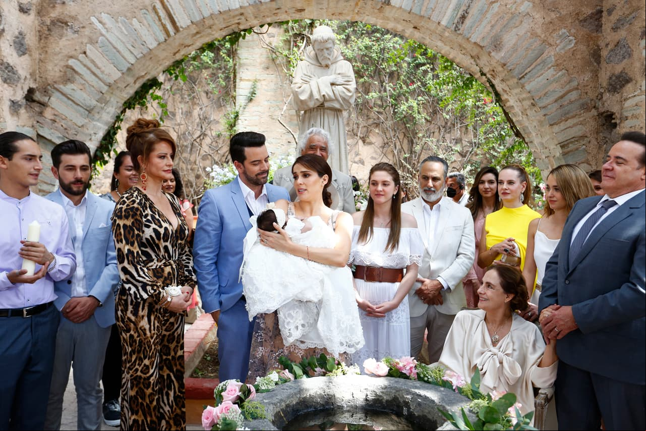 El bautizo de 'Lucecita' fue un símbolo de amor que unió más a la familia Rueda.