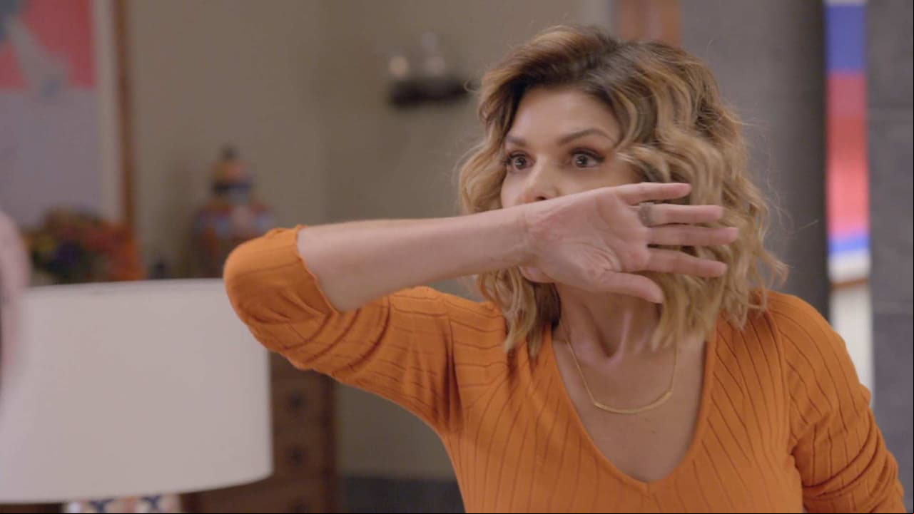 ¡Helena cachetea a Andrea!