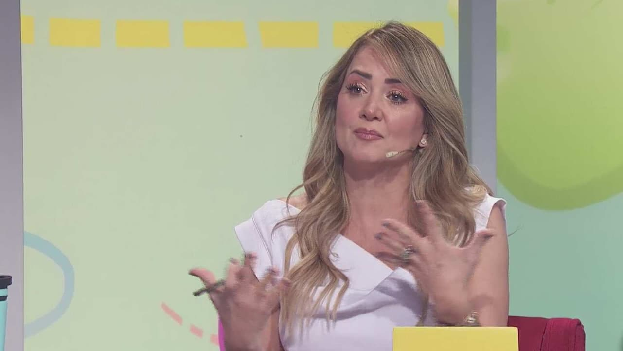 Andrea Legarreta abre su corazón en Los Chiquillos de Hoy y comparte por qué Coldplay es su banda favorita