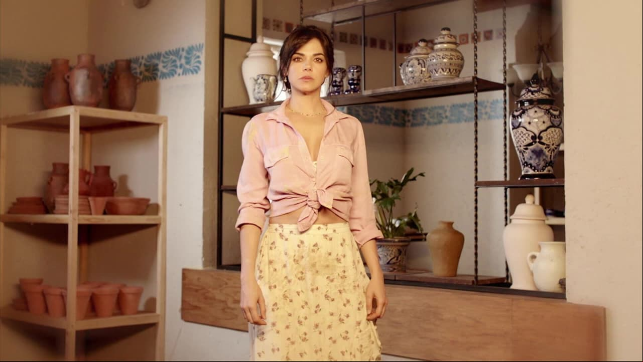 Lucía usará su belleza como arma en Mujer de Nadie