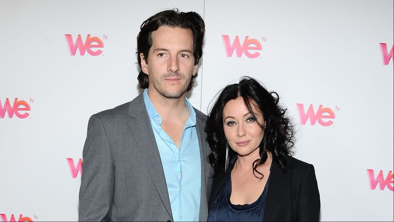 Kurt Iswarienko y Shannen Doherty en la alfombra roja en enero de 2012