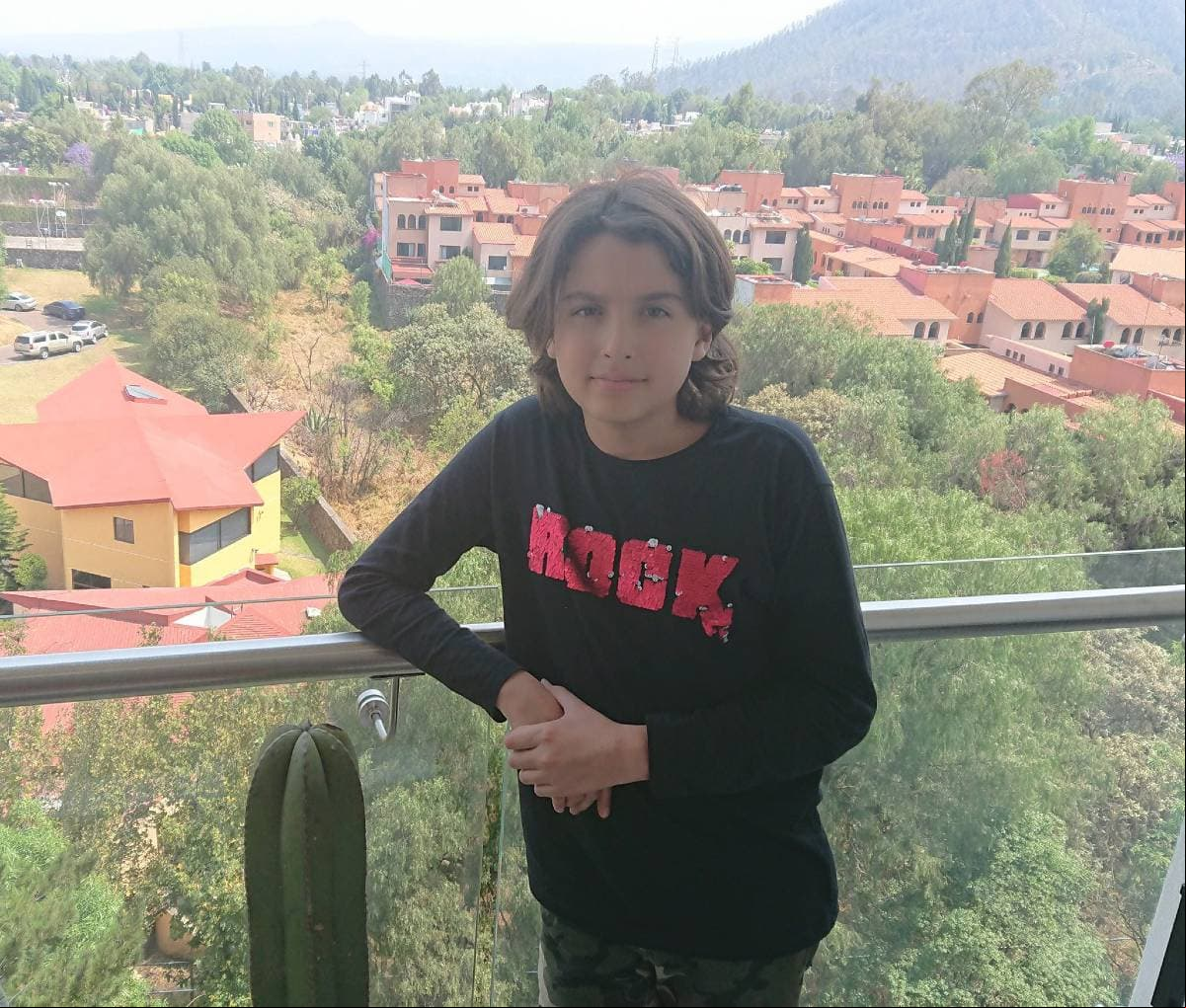 De hecho, en sus redes sociales se pueden leer comentarios del público felicitándolo por su trabajo en ‘Vencer el Pasado’, pero también por su gran talento.